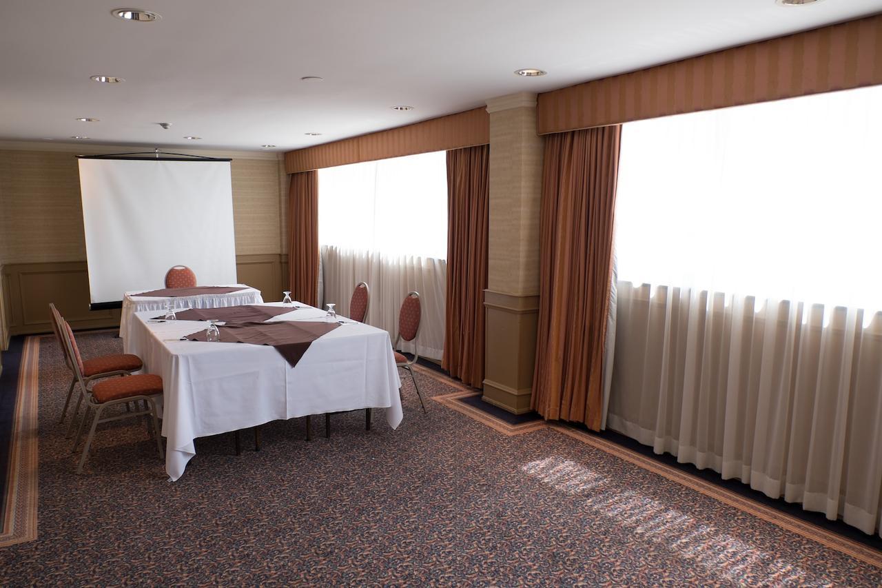 The Roehampton Hotel 3*